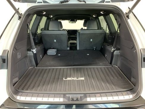 Used 2026 Lexus TX 500h AWD w/ Technology Package image 14