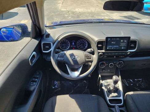 Used 2020 Hyundai Venue SE FWD image 23