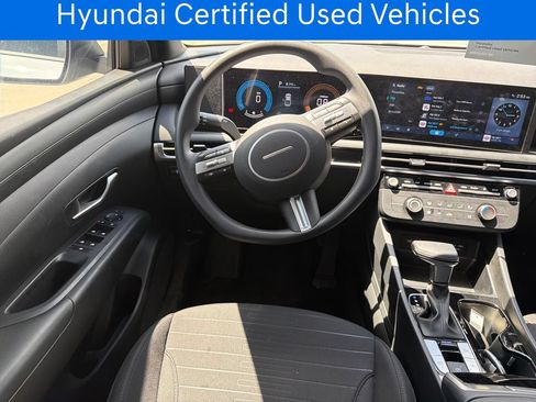 Certified 2026 Hyundai Santa Cruz SE FWD image 16