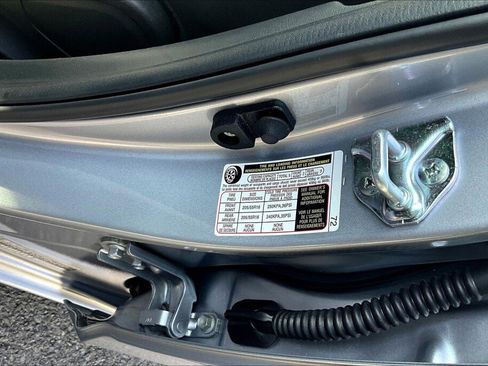 Certified 2025 Subaru Impreza 2.0i image 20