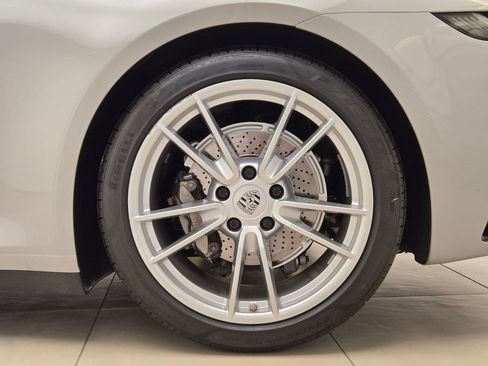 Used 2021 Porsche 911 Carrera image 15