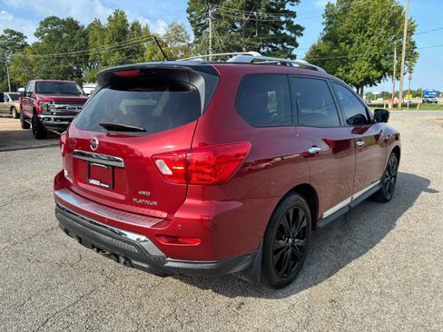 Used 2017 Nissan Pathfinder Platinum w/ Midnight Edition Package AWD/4WD image 5