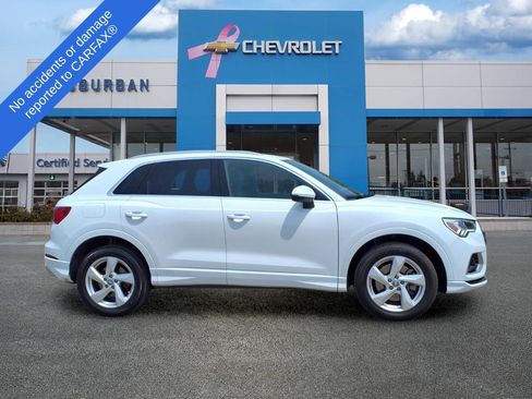 Used 2020 Audi Q3 2.0T Premium Plus w/ Premium Plus Package AWD/4WD image 4