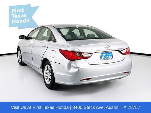 Used 2011 Hyundai Sonata GLS image 6