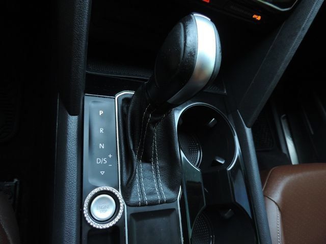 Used 2023 Volkswagen Atlas SE FWD image 25