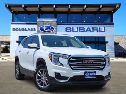 Used 2024 GMC Terrain SLT w/ Infotainment Package II