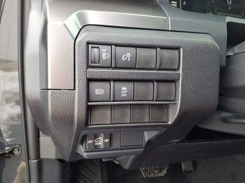 Certified 2025 Toyota Tacoma SR5 image 14