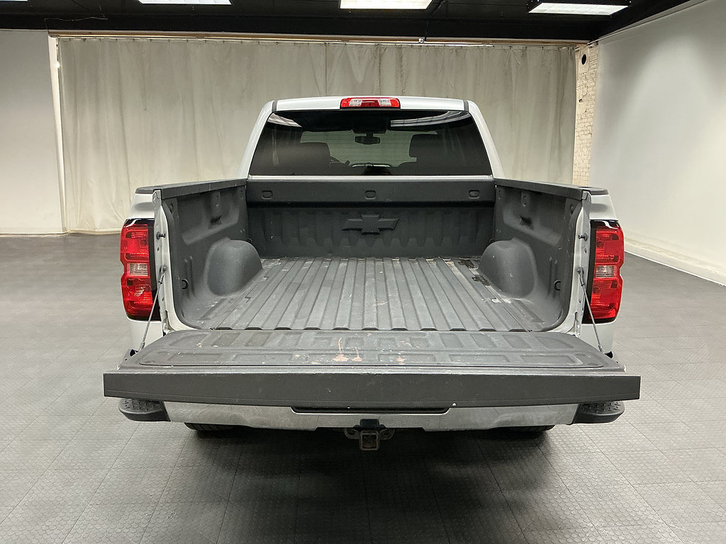Used 2018 Chevrolet Silverado 1500 LT w/ All Star Edition AWD/4WD image 25