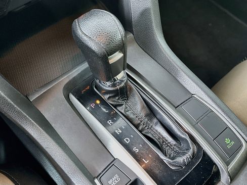 Used 2019 Honda Civic EX image 23