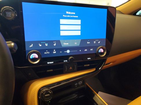 Certified 2026 Lexus NX 350 AWD w/ Accessory Package (Z2) image 27