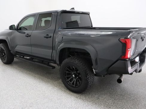 Used 2025 Toyota Tacoma SR RWD image 9