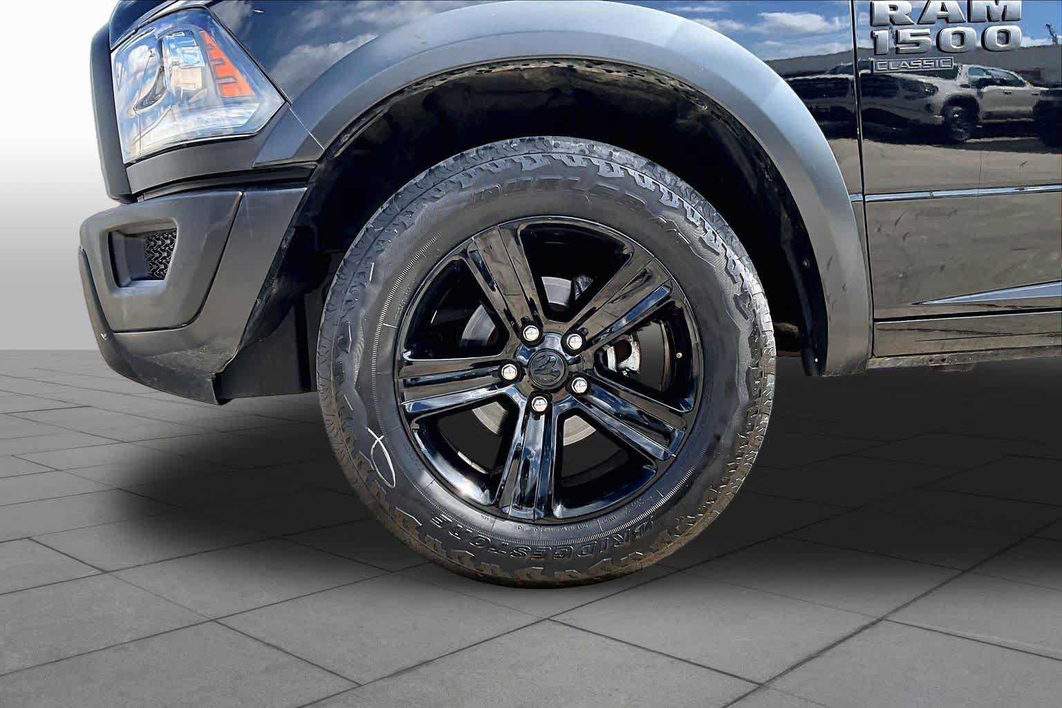 Used 2024 RAM 1500 Warlock w/ Electronics Group RWD image 11
