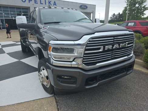 Used 2024 RAM 3500 Laramie AWD/4WD image 8