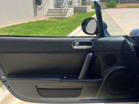 Used 2012 MAZDA MX-5 Miata Touring w/ Appearance Pkg RWD image 18