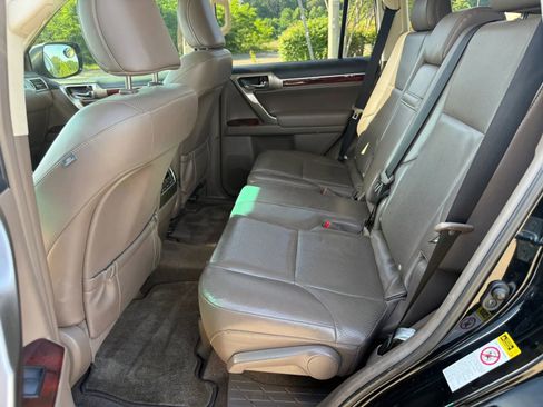 Used 2010 Lexus GX 460 AWD/4WD image 36