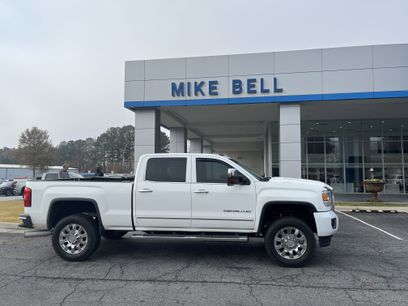 Used 2015 GMC Sierra 2500 Denali w/ Duramax Plus Package
