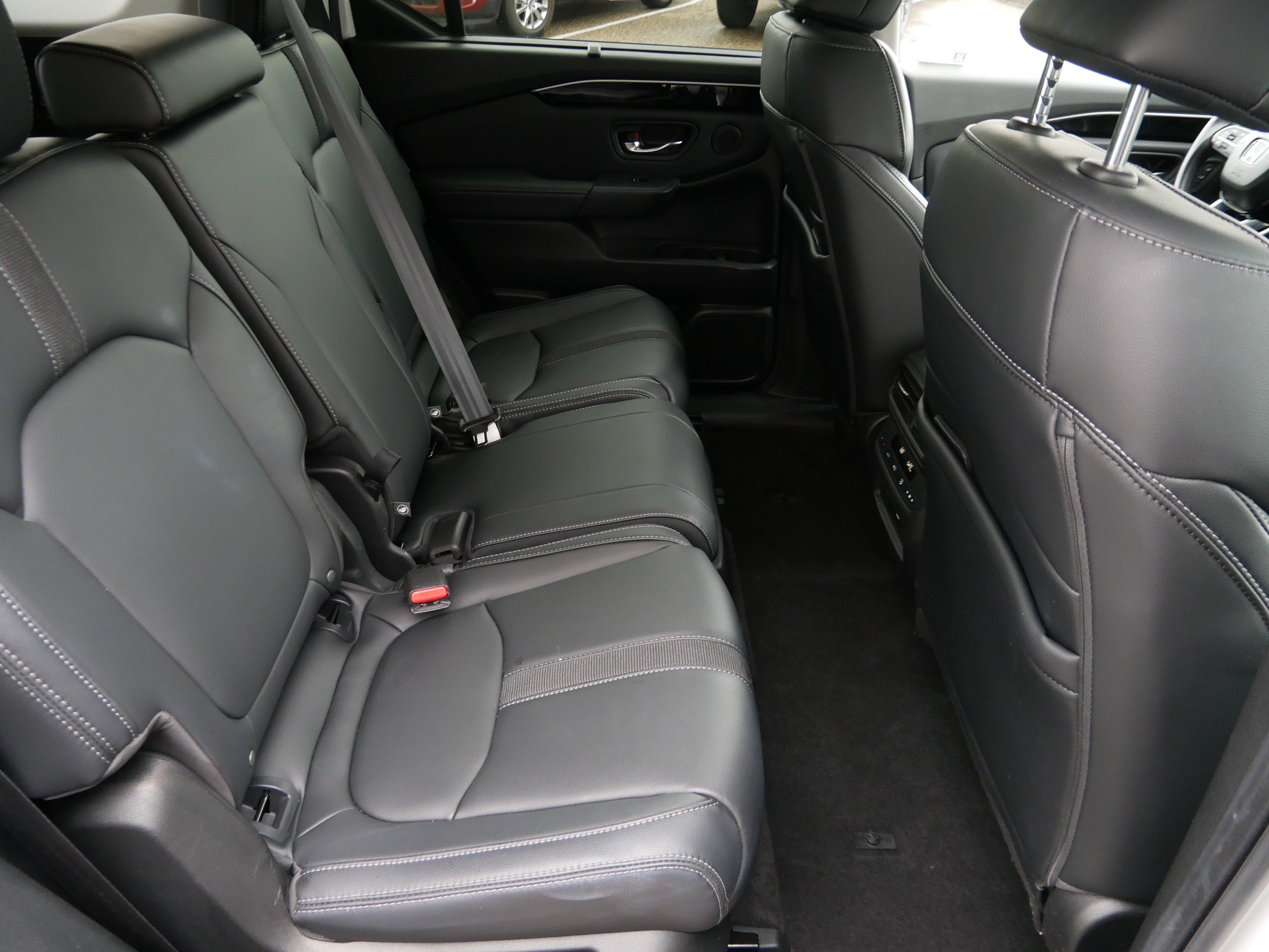Used 2023 Honda Pilot Touring image 24