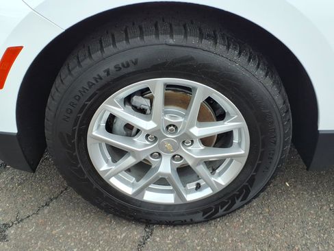 Used 2022 Chevrolet Equinox LT AWD/4WD image 10