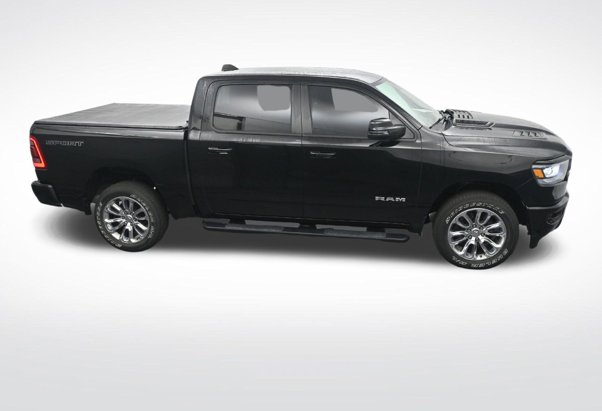 Used 2023 RAM 1500 Laramie AWD/4WD image 23