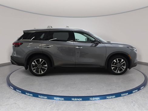 Certified 2023 INFINITI QX60 Luxe w/ Vision Package AWD/4WD image 4