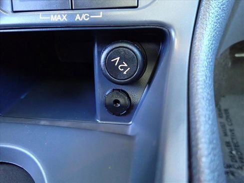 Used 2013 Ford Transit Connect XLT Premium image 17