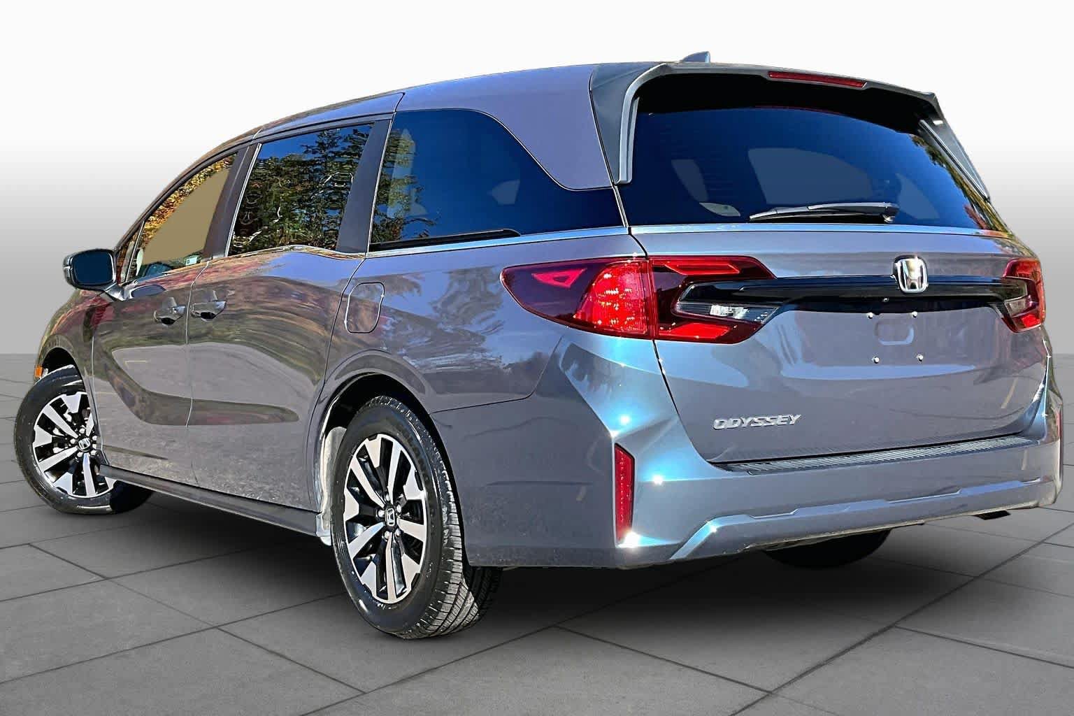 Used 2025 Honda Odyssey EX-L image 12