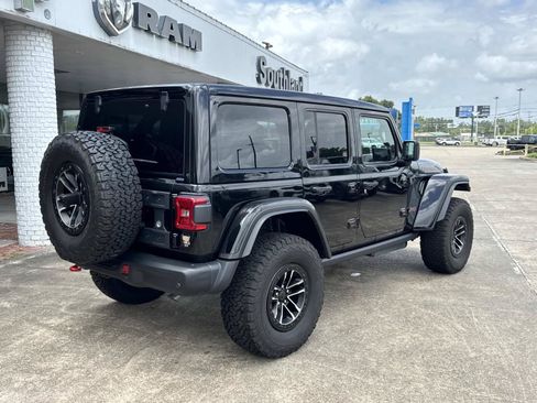 Used 2026 Jeep Wrangler Unlimited Rubicon AWD/4WD image 7