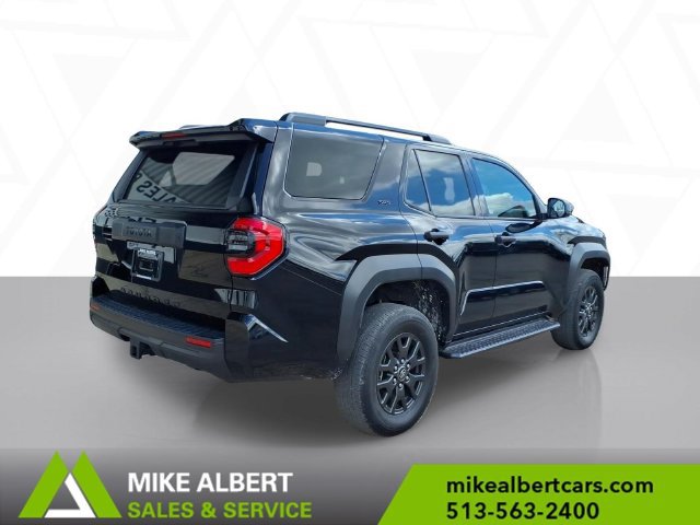 Used 2025 Toyota 4Runner SR5 AWD/4WD image 7