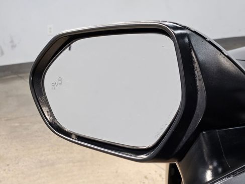 Used 2025 Toyota Camry LE image 22