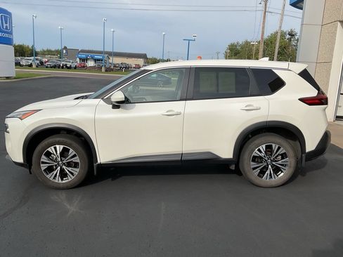 Used 2023 Nissan Rogue SV AWD/4WD image 8