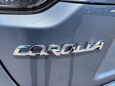 Used 2024 Toyota Corolla LE FWD image 29