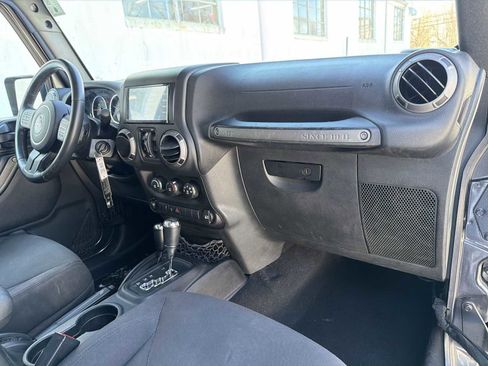 Used 2016 Jeep Wrangler Unlimited Sport w/ Quick Order Package 24S image 16