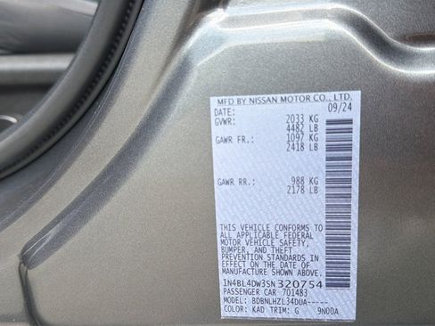Used 2025 Nissan Altima 2.5 SV AWD/4WD image 28