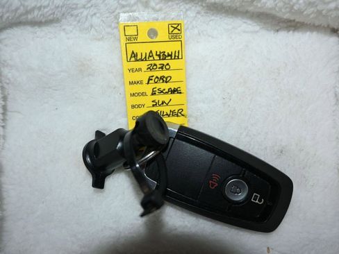 Used 2020 Ford Escape SE AWD/4WD image 18