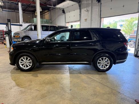 Used 2019 Dodge Durango SXT w/ 3rd Row Seating Group RWD image 4