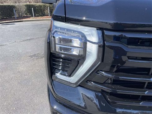 Used 2026 Chevrolet Silverado 2500 LTZ w/ LTZ Plus Package image 39