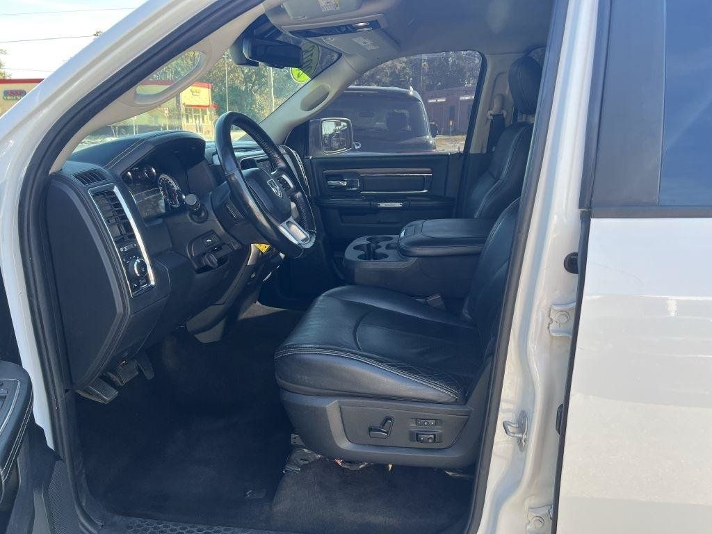 Used 2018 RAM 1500 Laramie RWD image 10