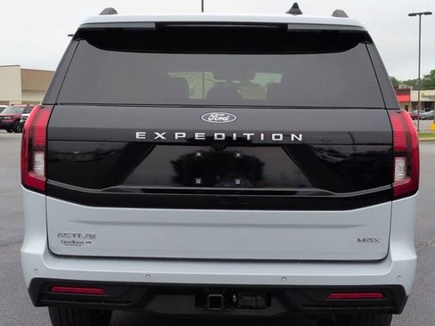 Certified 2025 Ford Expedition Max Active RWD image 5