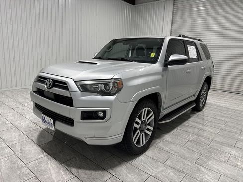 Used 2022 Toyota 4Runner TRD Sport image 1