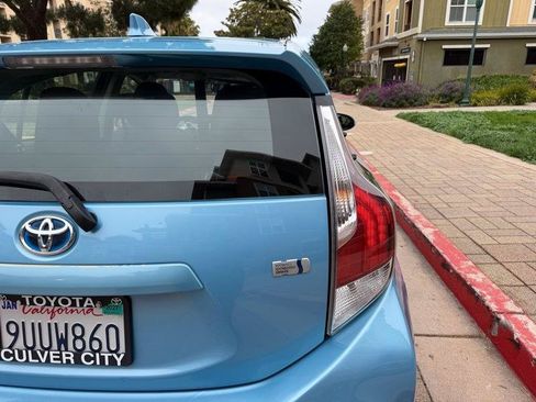 Used 2016 Toyota Prius C Two FWD image 14