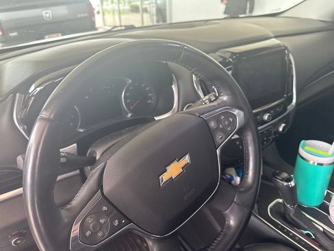 Used 2018 Chevrolet Traverse Premier w/ Redline Edition AWD/4WD image 17