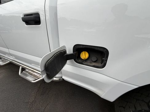 Used 2017 Ford F250 XLT AWD/4WD image 39