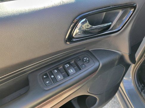 Used 2023 Dodge Durango GT image 13