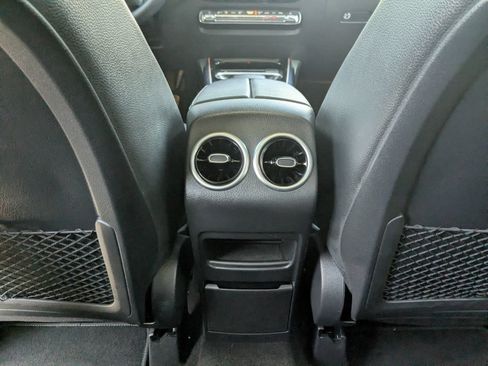 Used 2023 Mercedes-Benz GLA 250 image 18