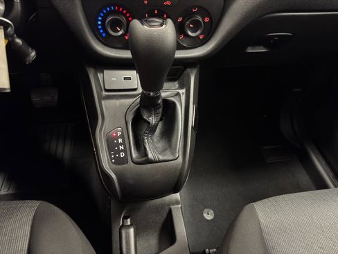 Used 2022 RAM ProMaster City Tradesman image 23