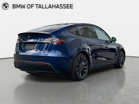 Used 2024 Tesla Model Y Performance AWD/4WD image 5