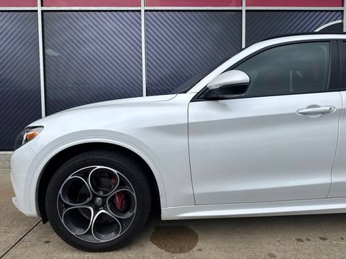 Used 2020 Alfa Romeo Stelvio Ti Sport AWD/4WD image 16