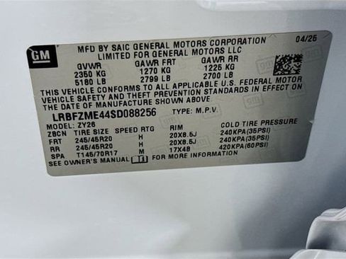 Used 2025 Buick Envision Avenir AWD/4WD image 34