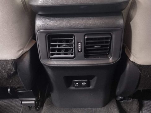 Used 2019 Toyota RAV4 XLE w/ Convenience Package AWD/4WD image 39