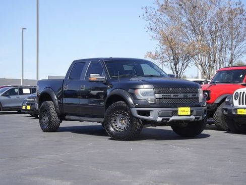 Used 2014 Ford F150 Raptor w/ Equipment Group 801A Luxury image 2